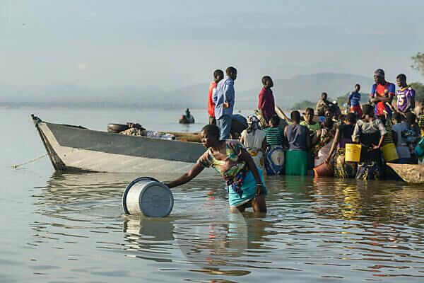People at fish market on Lake Malawi